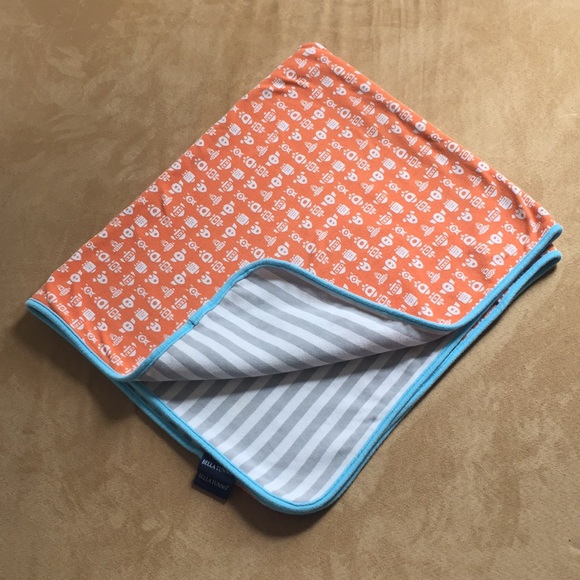 Other - 4/$20 100% organic cotton baby blanket, robots